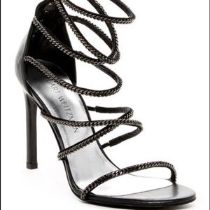 Stuart Weitzman Black Xchain Strappy Sandals; 7.5